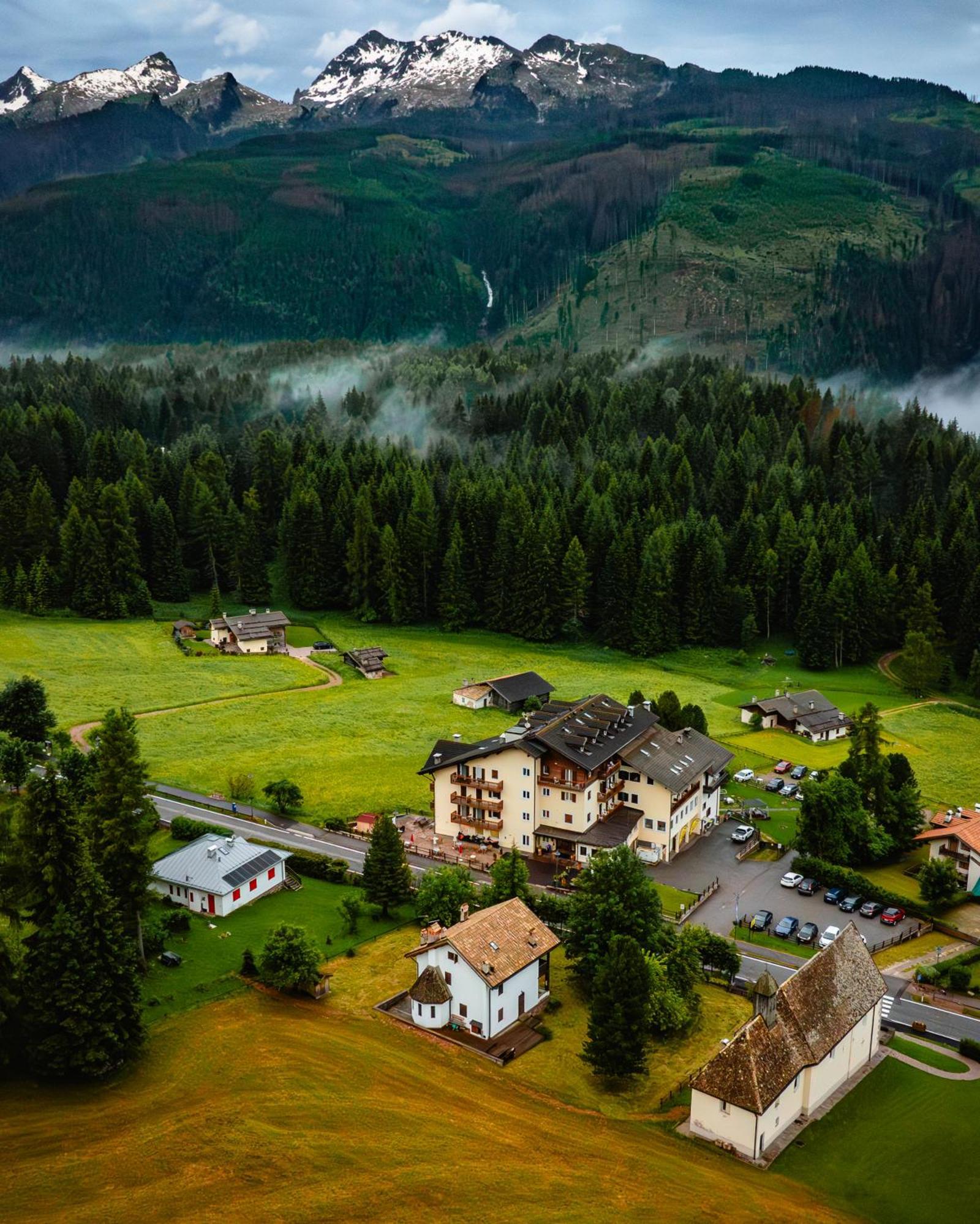 Hotel Bellamonte Predazzo Luaran gambar