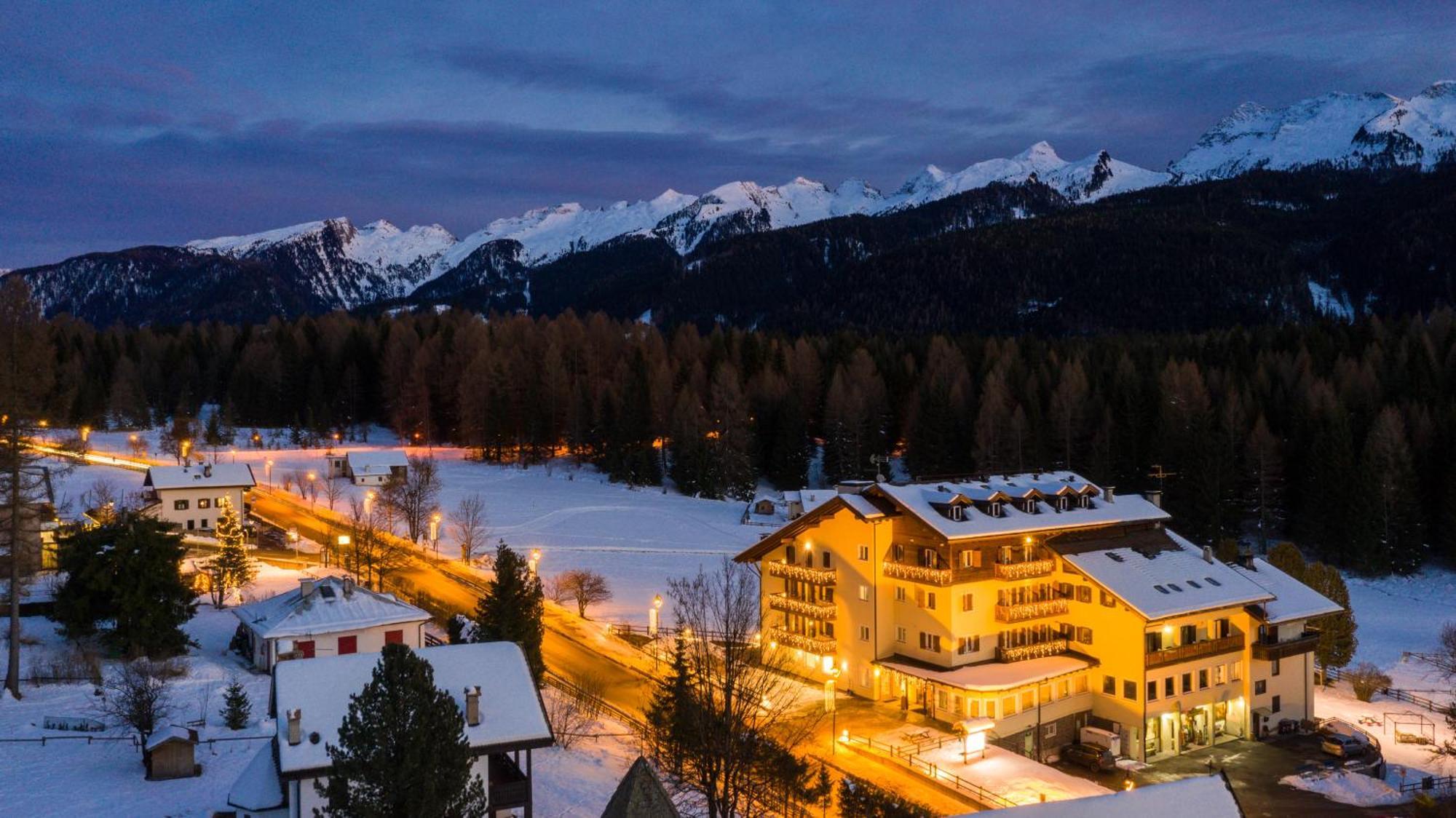 Hotel Bellamonte Predazzo Luaran gambar